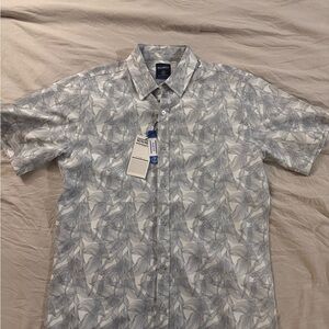 Men's Leaf Pattern Button-Down Shirt - White and Gray